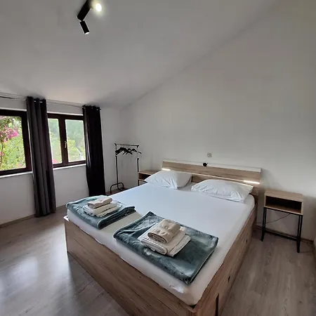 Apartment Lisicina *